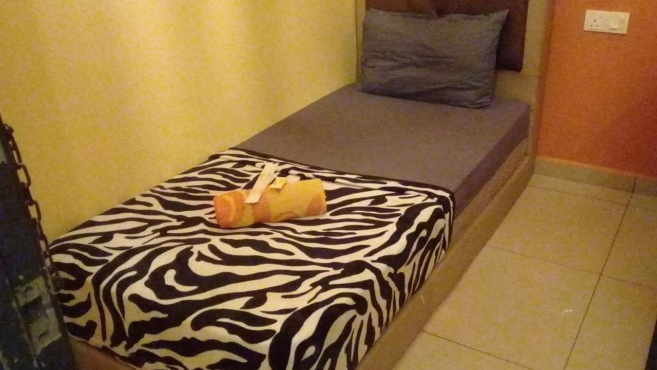 Hôtel Ghazrins Dataran Larkin à Johor Bahru Extérieur photo